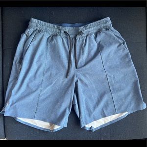 Men’s Lululemon R.A.D. Shorts Size Medium